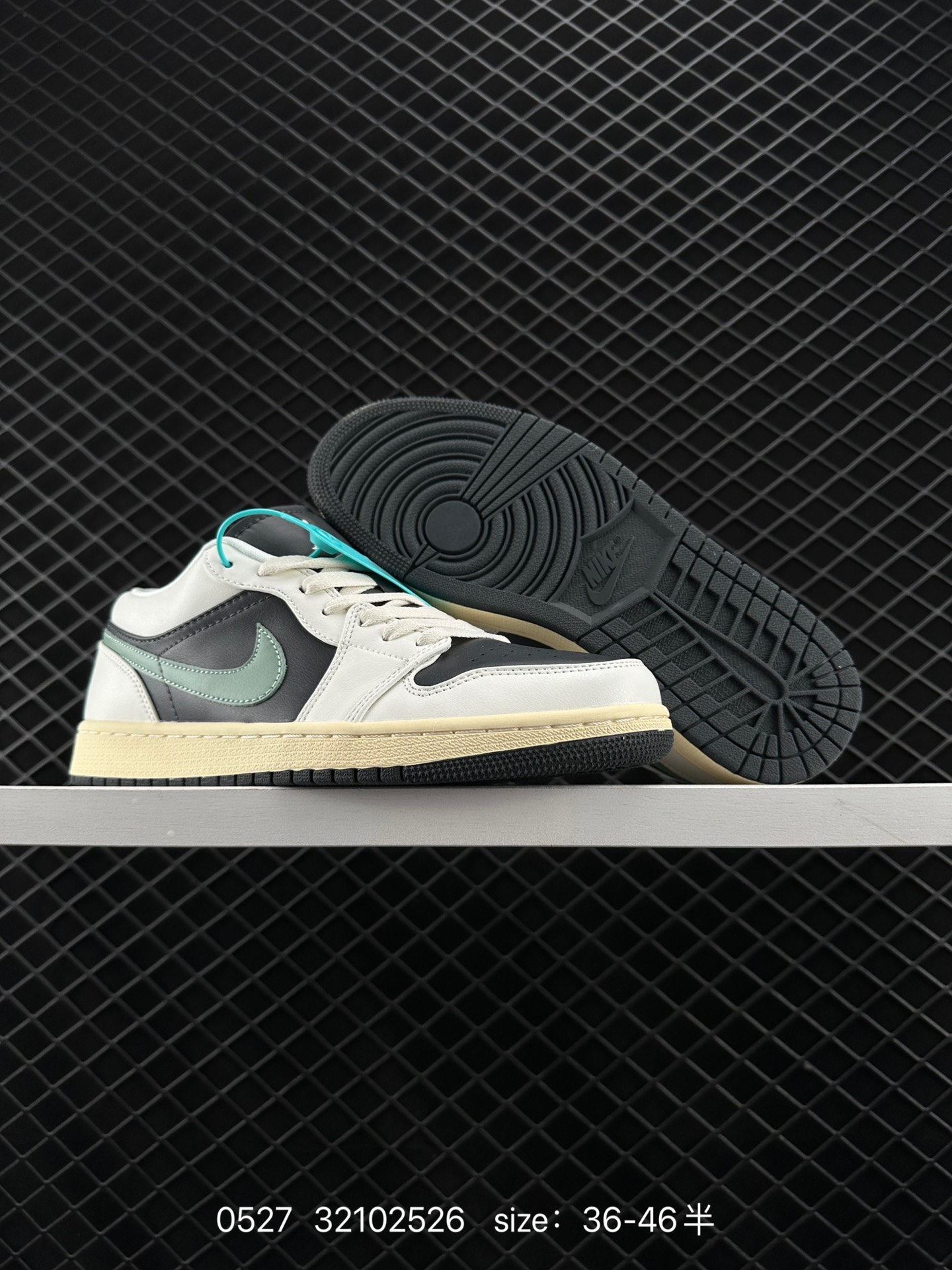 Air Jordan 1 Low AJ1